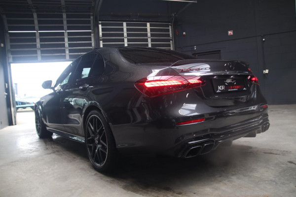 Mercedes-Benz E-Klasse AMG E63S 63 S PANO-MEMO-HUD-360