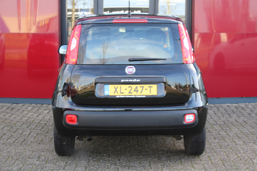 Fiat Panda TwinAir Lounge | All-season banden | Bluetooth | mistlampen