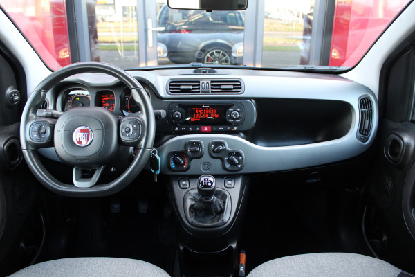 Fiat Panda TwinAir Lounge | All-season banden | Bluetooth | mistlampen