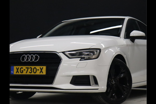 Audi A3 Limousine 30 TFSI Sport [DIGITAL DASH, CRUISE CONTROL, CLIMATE CONTROL, SPORTSTOELEN, SENSOREN ACHTER, NAVIGATIE, NIEUWSTAAT]