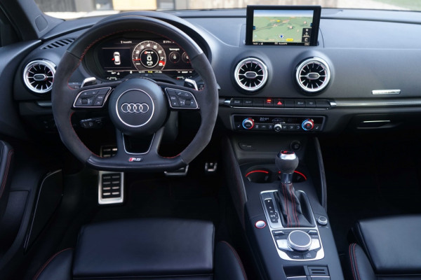 Audi RS3 Sportback 2.5 TFSI Quattro TM700 680PK