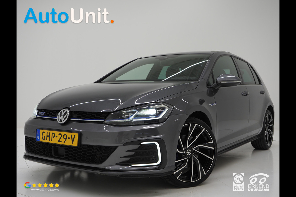 Volkswagen Golf 1.4 TSI PHEV GTE | Panoramadak | Virtual Cockpit | Adaptive Cruise | Camera | LED