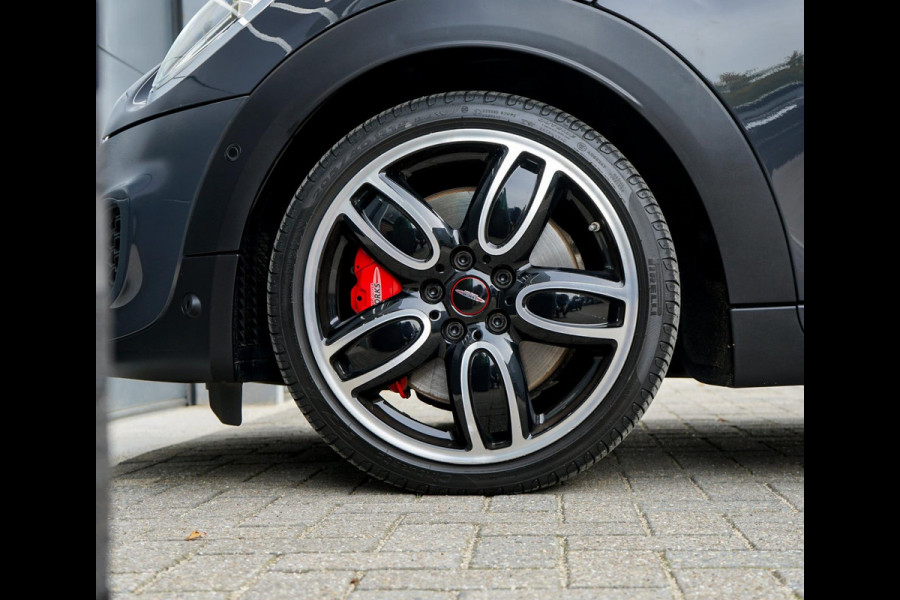 MINI Cabrio 2.0 John Cooper Works, vol-opties! Head-up, Camera + Parkeer Sensoren, Harman Kardon HiFi, Navi prof.