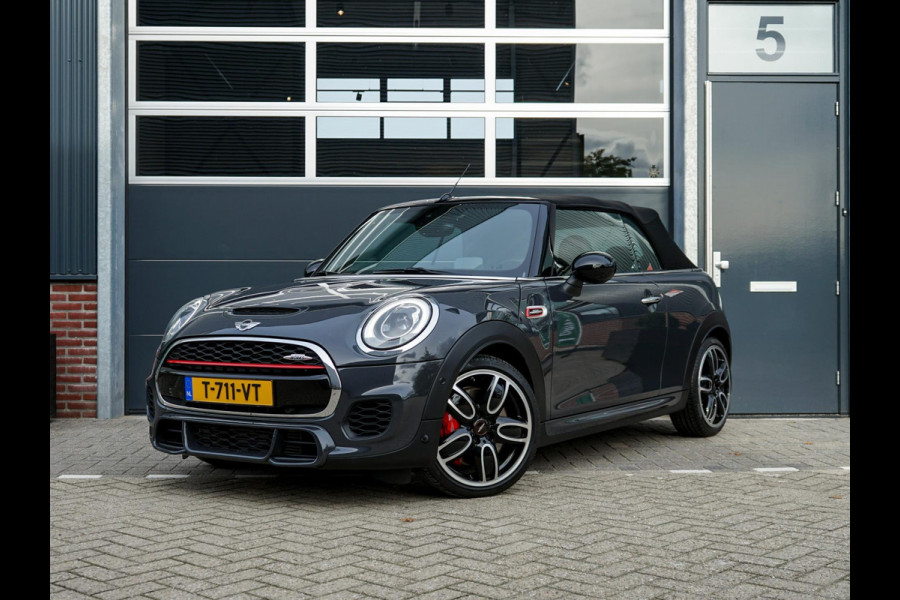 MINI Cabrio 2.0 John Cooper Works, vol-opties! Head-up, Camera + Parkeer Sensoren, Harman Kardon HiFi, Navi prof.