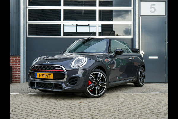 MINI Cabrio 2.0 John Cooper Works, vol-opties! Head-up, Camera + Parkeer Sensoren, Harman Kardon HiFi, Navi prof.