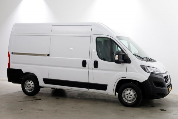 Peugeot Boxer 2.2 BlueHDi 120pk L2H2 Premium 2x Schuifdeur/Navi/Camera 12-2021