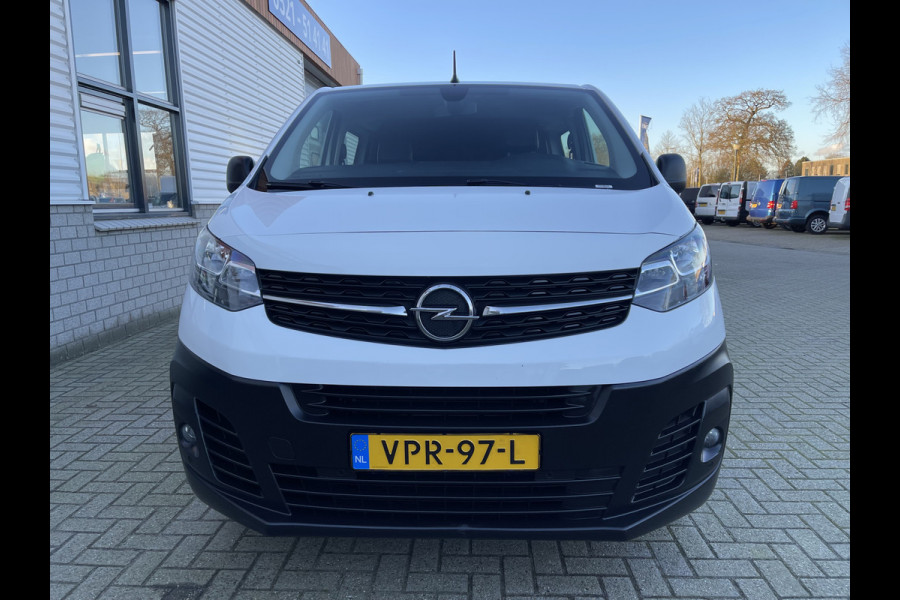 Opel Vivaro 2.0 CDTI 150pk L3H1 / DC 5 persoons / BPM vrij / vaste prijs rijklaar € 19.950 ex btw / lease vanaf € 366 / airco / cruise / stoelverwarming / pdc voor en achter !