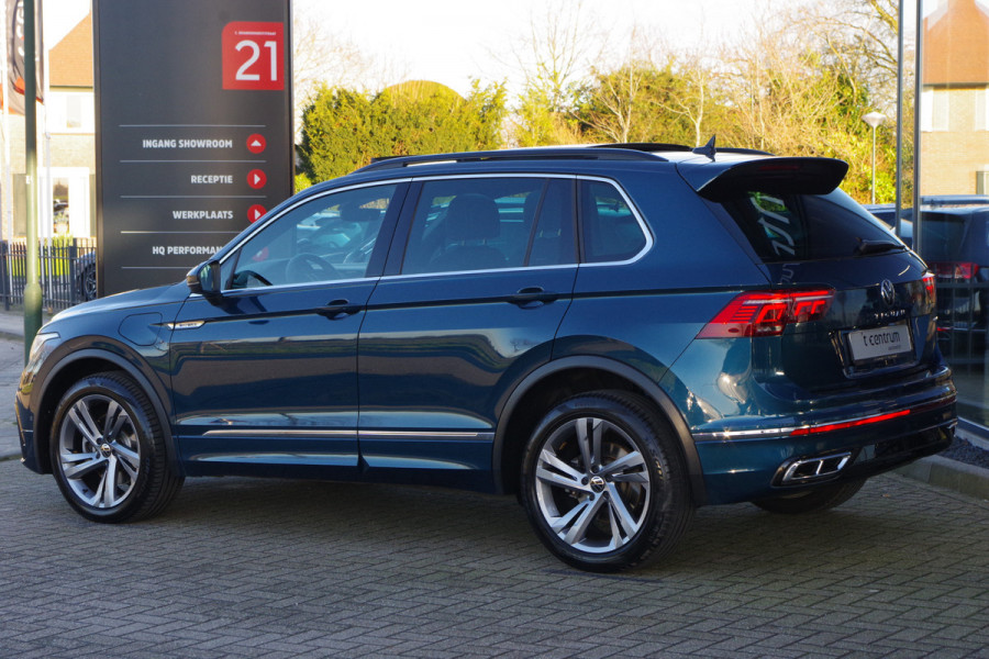 Volkswagen Tiguan 1.4 TSI eHybrid 245 PK R-Line BNS+ PHEV, Panoramadak, Leder, IQ-Light, Memory