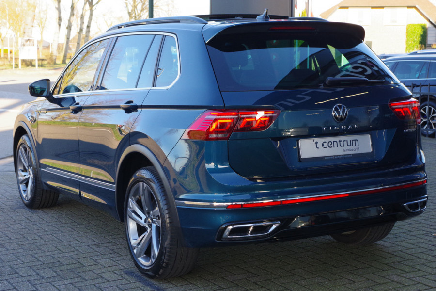 Volkswagen Tiguan 1.4 TSI eHybrid 245 PK R-Line BNS+ PHEV, Panoramadak, Leder, IQ-Light, Memory