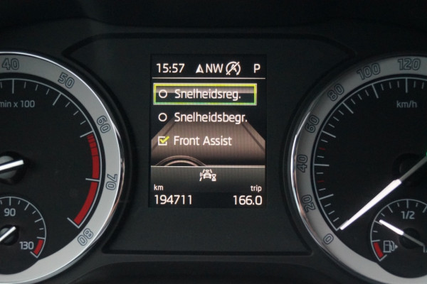 Škoda Karoq 1.5 TSI 150pk DSG Business Edition -NAVI-ECC-PDC-