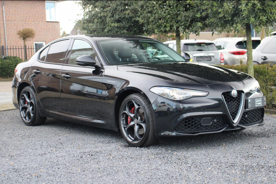 Alfa Romeo Giulia 2.0 T AWD Veloce 280 PK Aut. Leder Harman Kardon Keyless Camera 19''