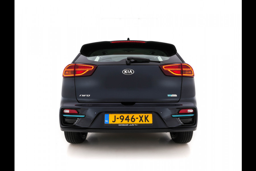 Kia e-Niro DynamicLine 64 kWh [ 3-Fase ] (INCL-BTW) Aut. *ADAPT.CRUISE | NAVI-FULLMAP | LEATHER-MICROFIBRE | CCS-FASTLOADER | CAMERA | KEYLESS | LANE-ASSIST | AMBIENT-LIGHT | DIGI-COCKPIT | DAB+ | SHIFT-PADDLES | COMFORT-SEATS | 17'