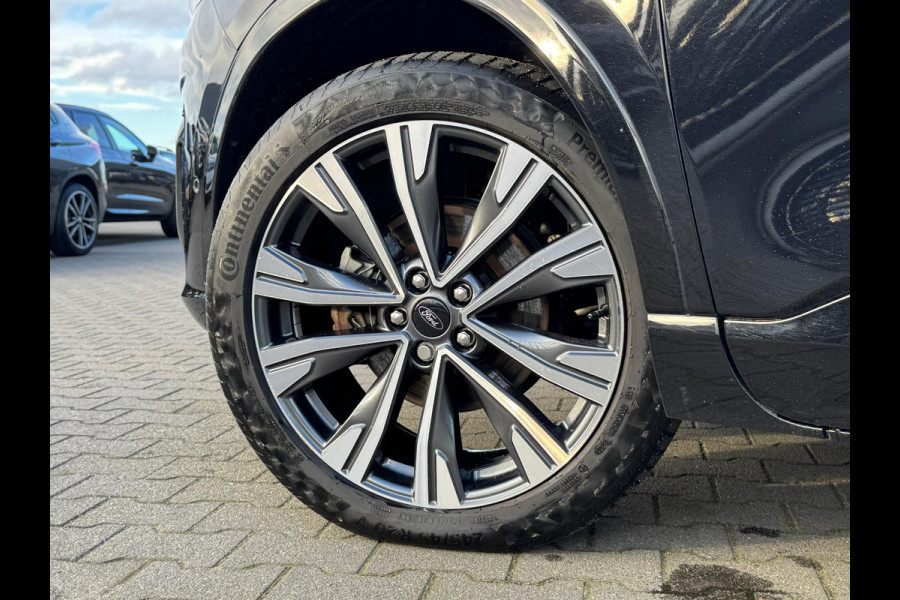 Ford Kuga 2.5 PHEV Vignale Plug In Hybrid 1500kg Trekgewicht PHEV | Panoramadak | Adaptive Cruise | Trekhaak | Lederen Sportstoelen Memory  | Head Up | 360 Camera | Stuurverwarming | Keyless |