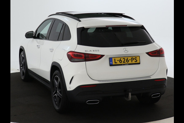 Mercedes-Benz GLA 200 Business Solution AMG Panorama dak elct. | elct. bedienbare voor Stoelen met memory | Navigatie | MBUX wide screen | Parking support | | Inclusief 24 maanden MB Certified garantie voor Europa.