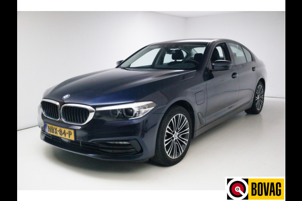 BMW 5 Serie 530e iPerformance High Executive 292 PK | Adap. Cruise | Stoel- stuurverwarming Sfeerverl, Navigatie, Shadowline