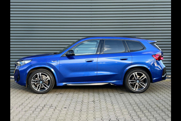 BMW X1 xDrive30e M Sport Plug-in Hybrid PHEV | Trekhaak af fabriek | Panorama | Head Up | Harman Kardon | Adaptive Cruise | 360 Camera | Memory | 19 Inch