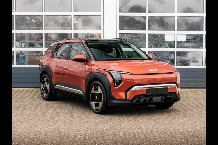 Kia EV3 Plus Advanced 81.4 kWh | 600km Rijbereik | Navi | 19" | Adapt. Cruise | Clima | Schuif/Kanteldak | Stoel&Stuurverw. | Priv Glass | BSM | Harman Kardon | Private Lease € 607,- Actie !