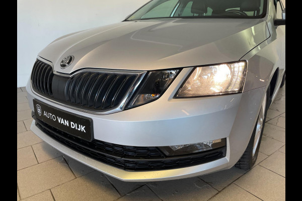 Škoda Octavia Combi 1.6 TDI Greentech Ambition Business AIRCO NAVI CRUISE APPLE CARPLAY STOELVERW VELGEN PRIVACYGL ZEER NETTE AUTO