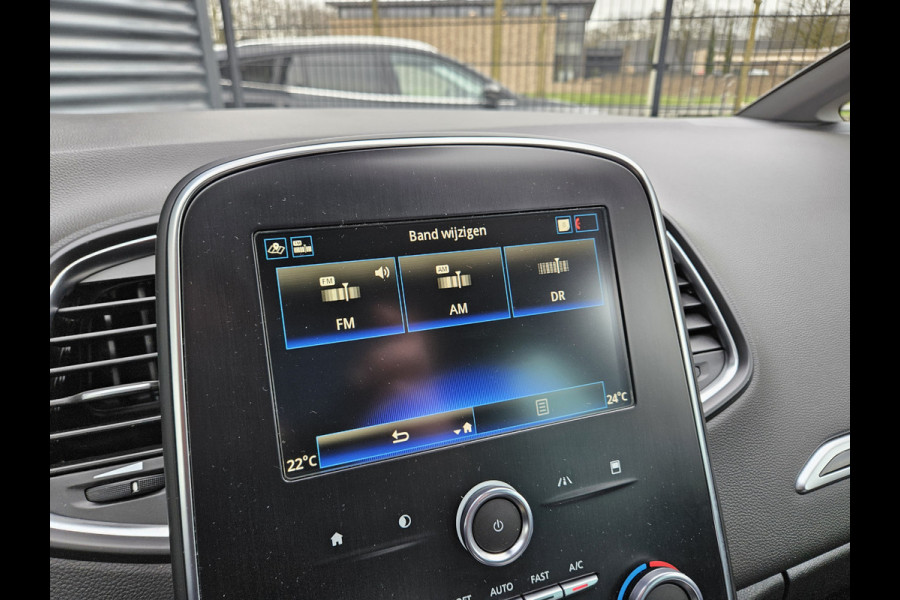 Renault Grand Scénic 1.3 TCe Intens 7 Persoons 160pk Automaat Dealer O.H | Sportstoelen verwarmd | Apple Carplay | Navi Full Map | DAB | Laneassist | 20 "L.M |