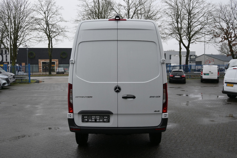Mercedes-Benz Sprinter 319 CDI 4x4 L2H2 AWD Pro 4x4, LED verlichting, Smartphone integratie