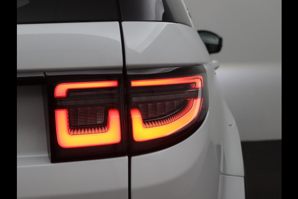 Land Rover Discovery Sport P300e R-Dynamic SE