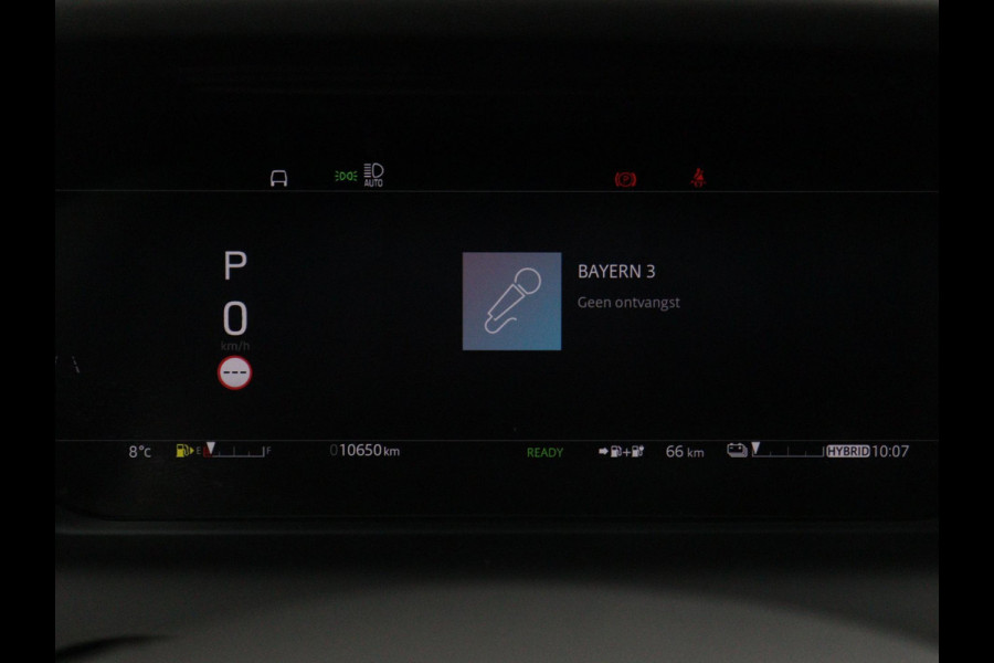 Land Rover Discovery Sport P300e R-Dynamic SE