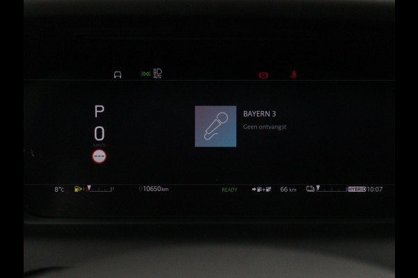 Land Rover Discovery Sport P300e R-Dynamic SE