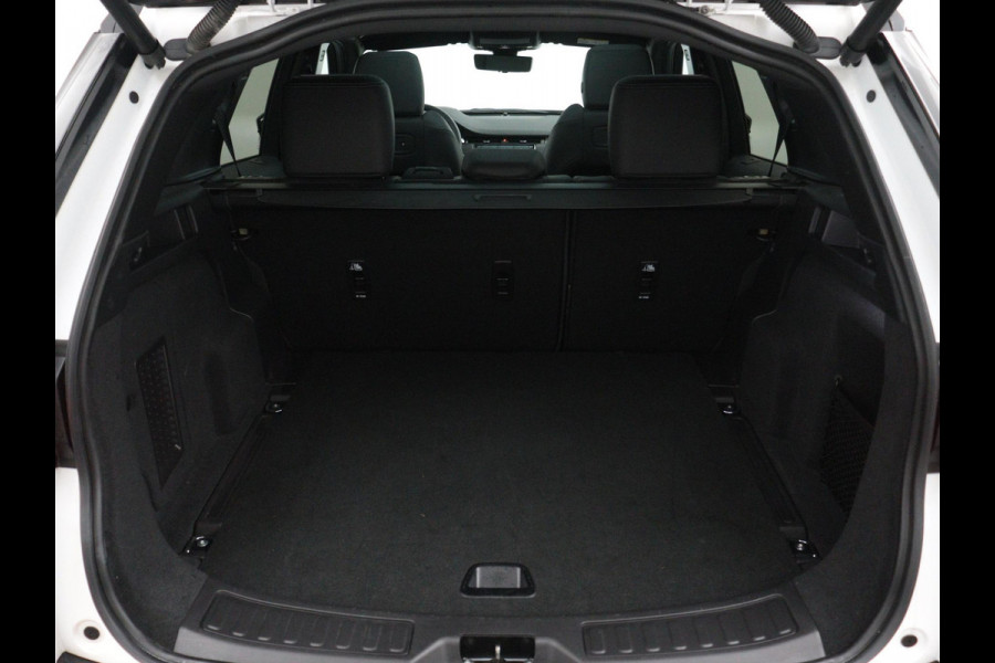 Land Rover Discovery Sport P300e R-Dynamic SE