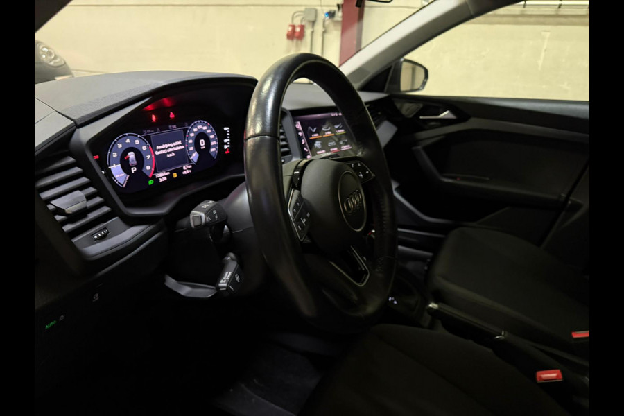 Audi A1 citycarver 30 TFSI citycarver automaat