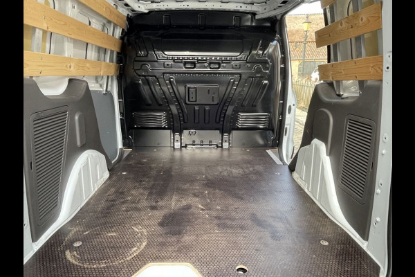 Ford Transit Connect 1.5 TDCI E6 L1 Trend 3-zits Lease €185 p/m, Airco, Cruise controle, Trekhaak, Onderhoudshistorie aanwezig