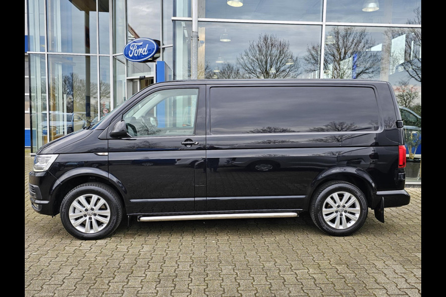 Volkswagen Transporter 2.0 TDI L1H1 | 204 pk ! Automaat | Trekhaak | Full led | Camera | Navigatie | Stuurwielbediening | Sidebars | Bijrijdersbank | Nette auto!