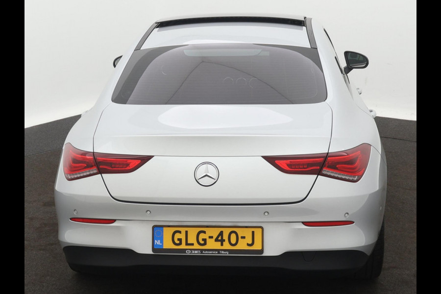 Mercedes-Benz CLA-Klasse 180 BLACK PANORAMADAK CAMERA 19"LMV