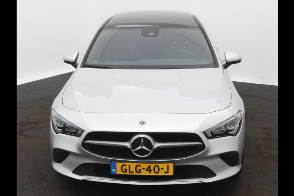 Mercedes-Benz CLA-Klasse 180 BLACK PANORAMADAK CAMERA 19"LMV