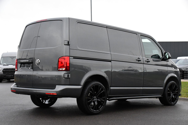 Volkswagen Transporter 2.0 TDI L1H1 PB Edition Highline Camera, Cruise, Carplay, LED, Automaat, Multimedia, Sensoren, 150PK, UNIEK!