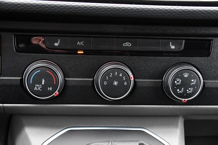 Volkswagen Transporter 2.0 TDI L1H1 PB Edition Highline Camera, Cruise, Carplay, LED, Automaat, Multimedia, Sensoren, 150PK, UNIEK!