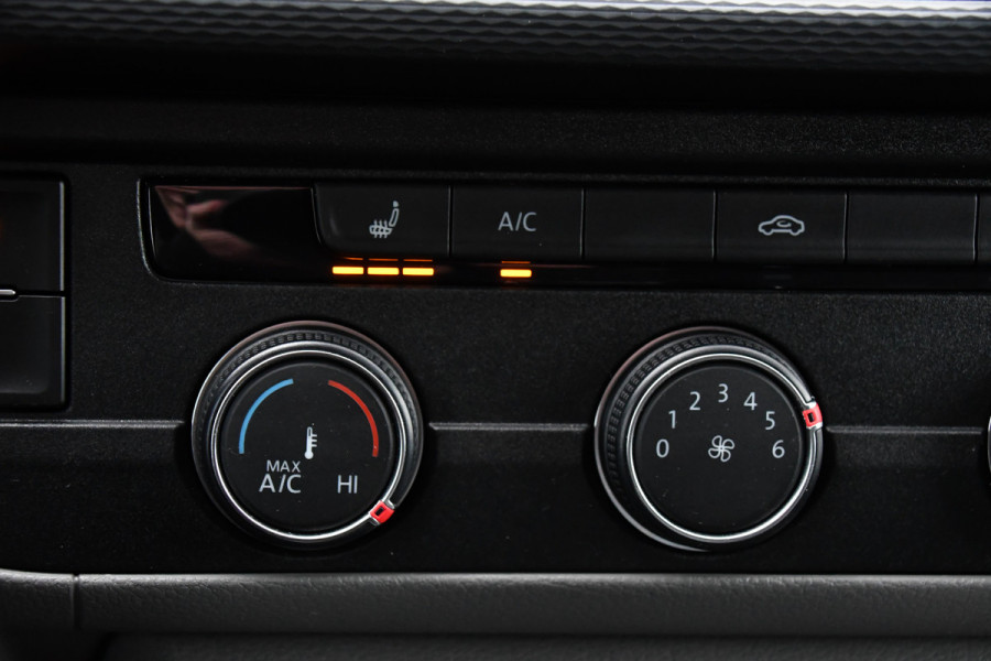 Volkswagen Transporter 2.0 TDI L1H1 PB Edition Highline Camera, Cruise, Carplay, LED, Automaat, Multimedia, Sensoren, 150PK, UNIEK!