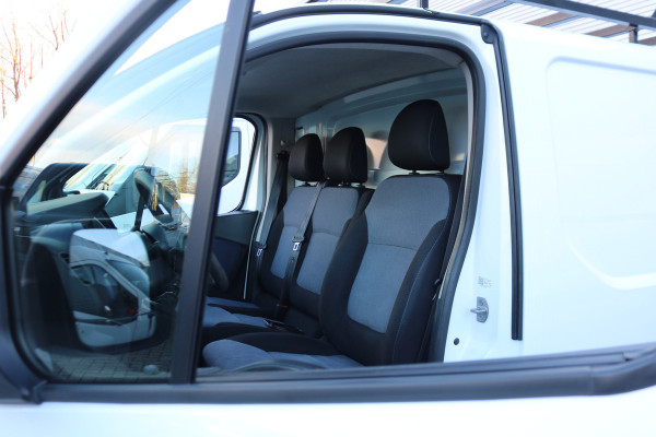 Opel Vivaro 1.6 CDTI L2 H1 Airco Imperiaal Trekhaak