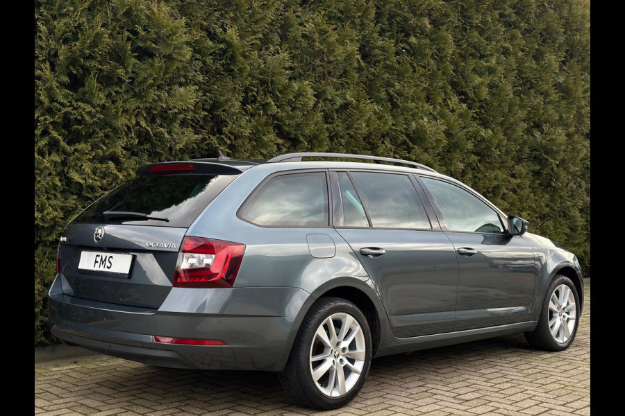 Škoda Octavia Combi 1.0 TSI Clever Edition Camera CarPlay