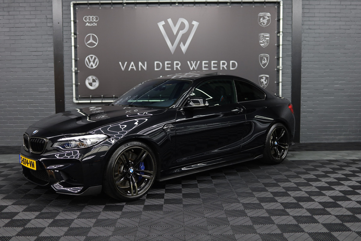 BMW 2 Serie Coupé M2 DCT | CS Stoelen | CS Stuur | Carbon parts | Target Blue eye en Laser Track Flare tegen meerprijs €2.750,00 |