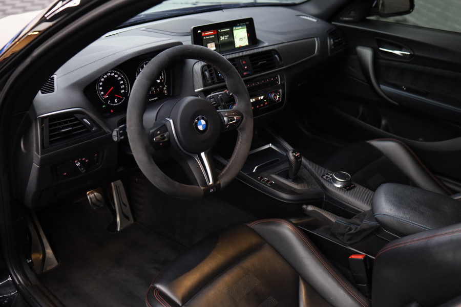 BMW 2 Serie Coupé M2 DCT | CS Stoelen | CS Stuur | Carbon parts | Target Blue eye en Laser Track Flare tegen meerprijs €2.750,00 |