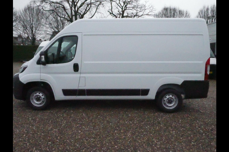 Opel Movano 2.2D 140PK, L2H2, Airco, Nieuw direct uit voorraad leverbaar 02 stuks