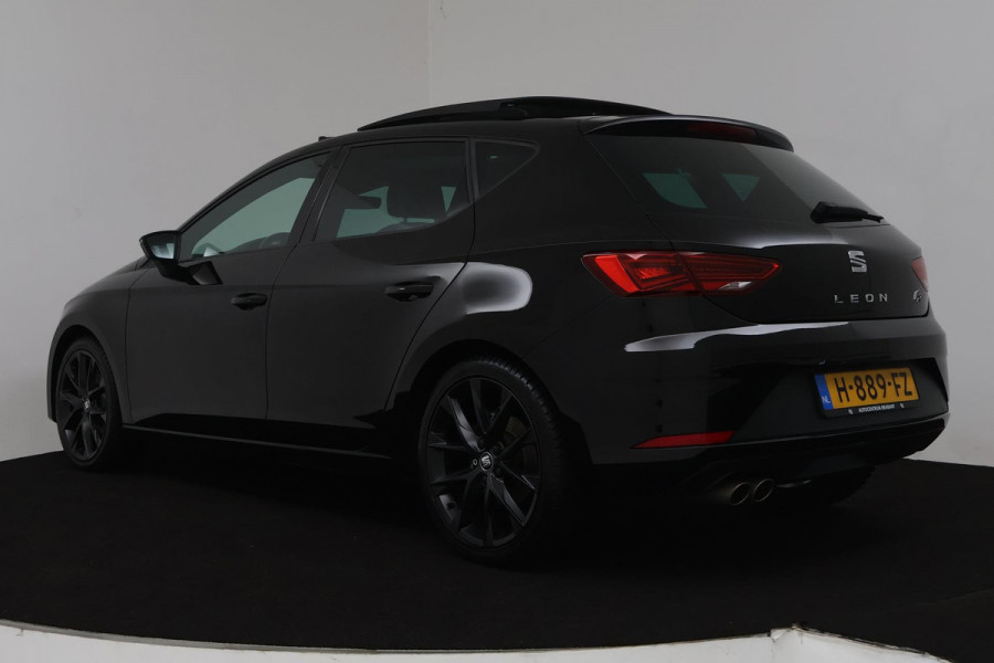 Seat Leon 1.5 TSI FR Ultimate Edition Black Automaat (VIRTUAL, PANODAK, CAMERA, NAVI, PDC, ADAPTIVE, NL-AUTO, GOED ONDERHOUDEN)