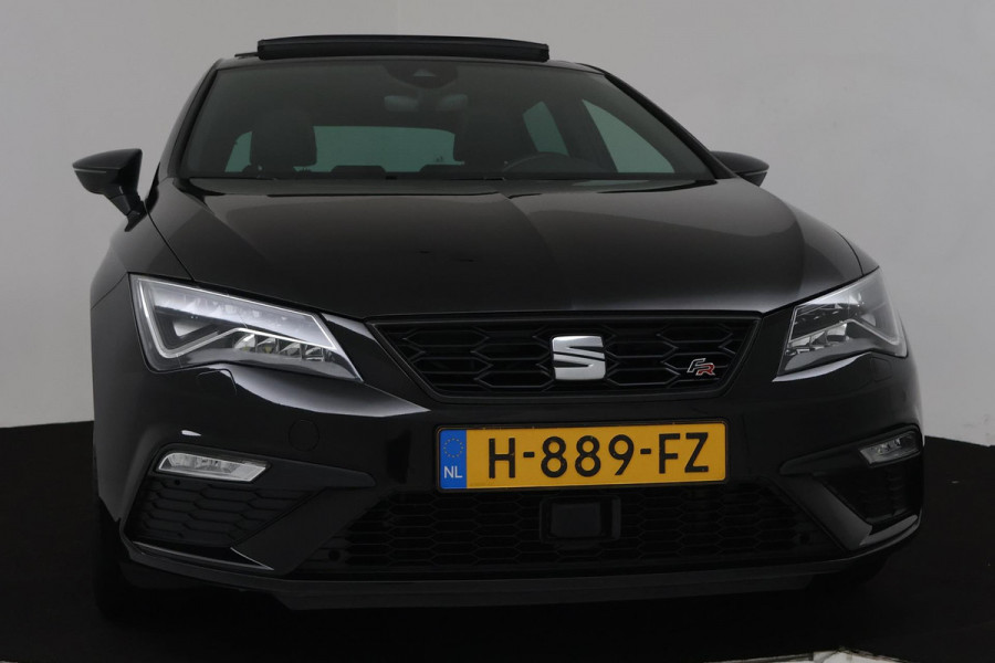 Seat Leon 1.5 TSI FR Ultimate Edition Black Automaat (VIRTUAL, PANODAK, CAMERA, NAVI, PDC, ADAPTIVE, NL-AUTO, GOED ONDERHOUDEN)