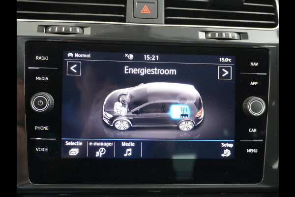 Volkswagen e-Golf Navi Ecc Adaptive Cruise Pdc Bluetooth Led Regen-Lichtsensor Select drive Car-Net App-Connect Elec.ramen en Spiegels E-DITION 1e Eigenaar!