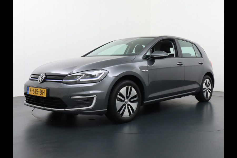 Volkswagen e-Golf Navi Ecc Adaptive Cruise Pdc Bluetooth Led Regen-Lichtsensor Select drive Car-Net App-Connect Elec.ramen en Spiegels E-DITION 1e Eigenaar!