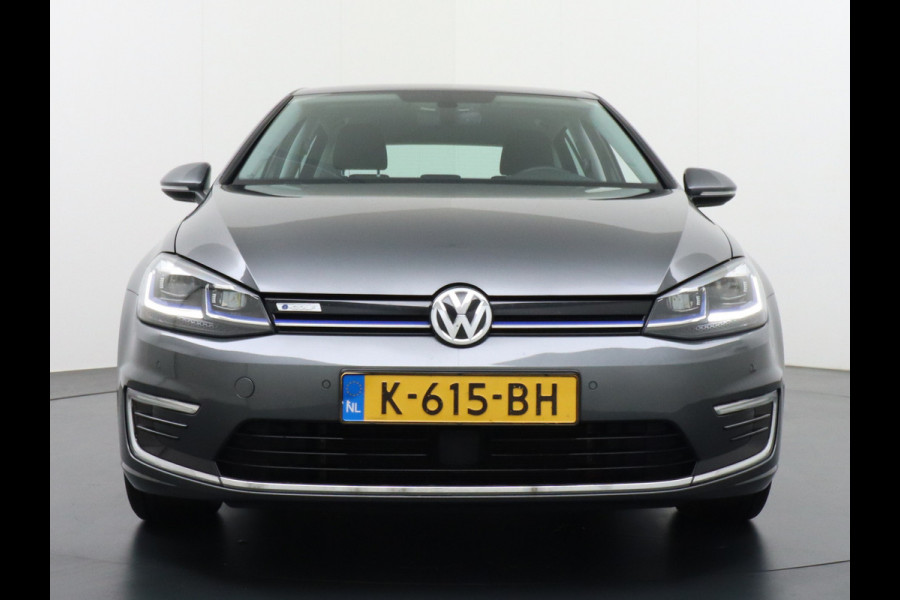 Volkswagen e-Golf Navi Ecc Adaptive Cruise Pdc Bluetooth Led Regen-Lichtsensor Select drive Car-Net App-Connect Elec.ramen en Spiegels E-DITION 1e Eigenaar!