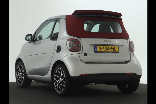 Smart Fortwo cabrio EQ Comfort PLUS 18 kWh Half-leder | PANO | Camera