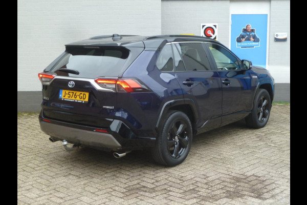 Toyota RAV4 2.5 Hybrid AWD Bi-Tone|Leder|Stoel/Stuurverwarming|Camera|Keyless-Entry|Trekhaak|1650KG Trekgewicht!