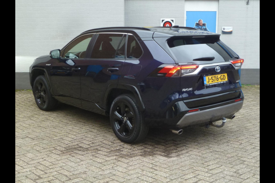 Toyota RAV4 2.5 Hybrid AWD Bi-Tone|Leder|Stoel/Stuurverwarming|Camera|Keyless-Entry|Trekhaak|1650KG Trekgewicht!