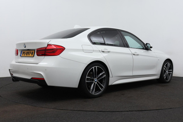 BMW 3-serie 320i Corporate Lease Executive M-SPORT (NL-auto, Dealer OnderH, Panorama, Carplay, Navi Pro, PDC, Climate Con, Etc)